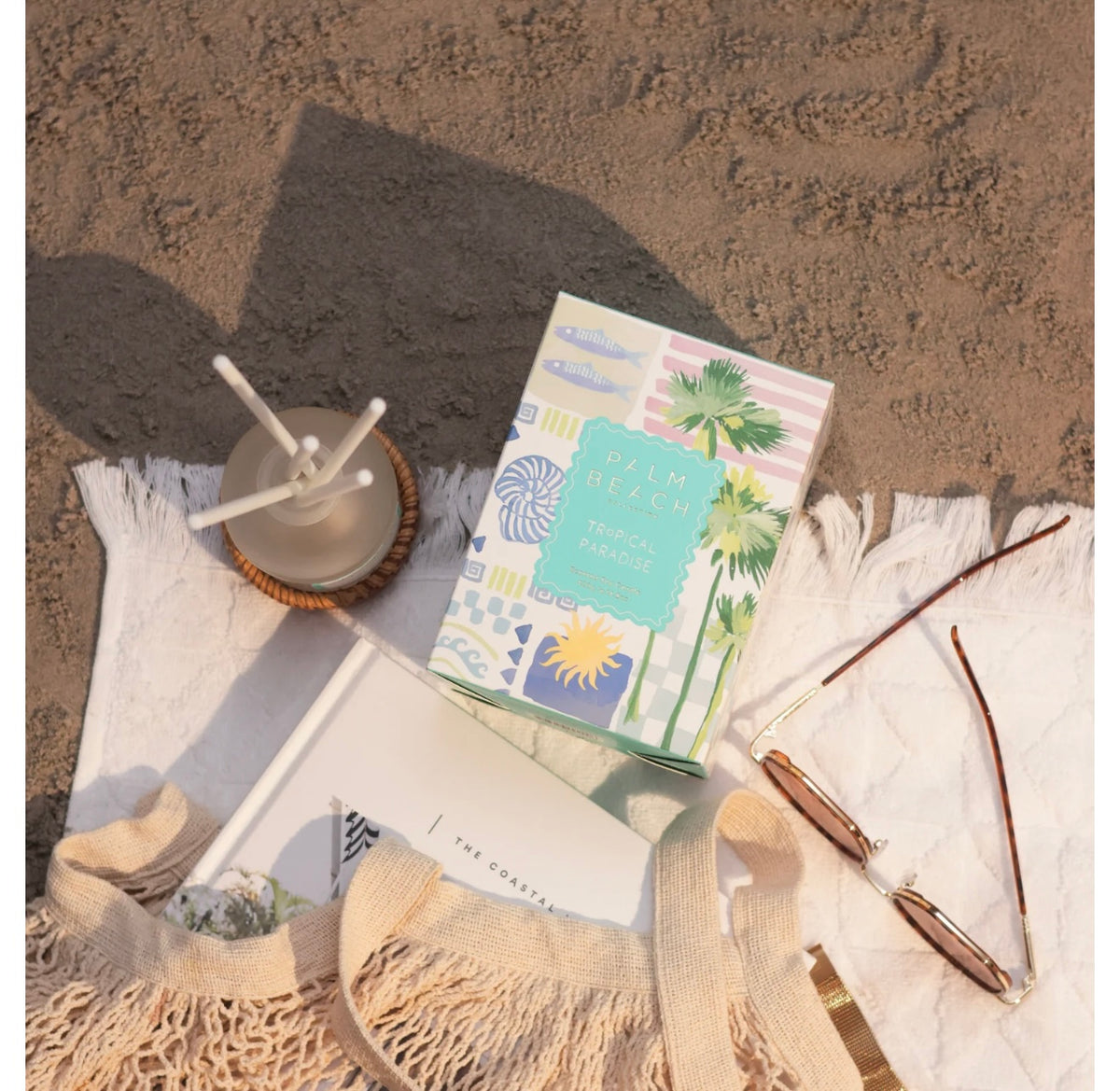 TROPICAL PARADISE
SCENTED CANDLE 420G