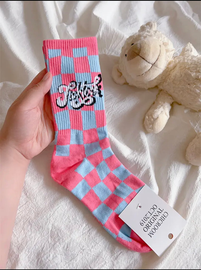 KOREAN-STYLE SOCKS