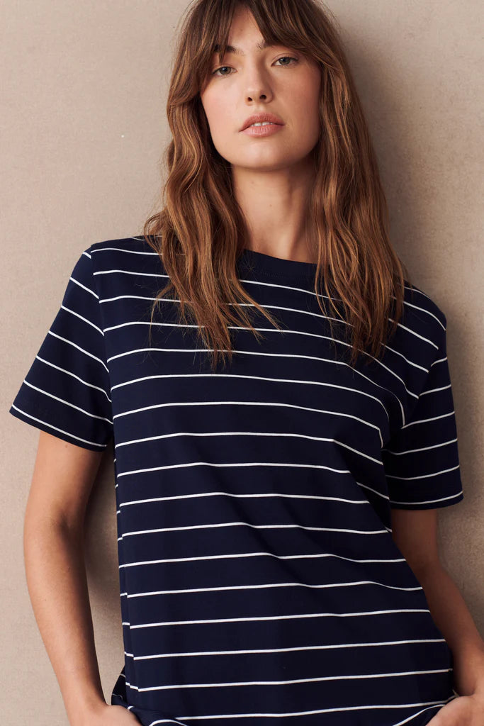 STRIPE ATHENS TEE- NAVY/WHITE