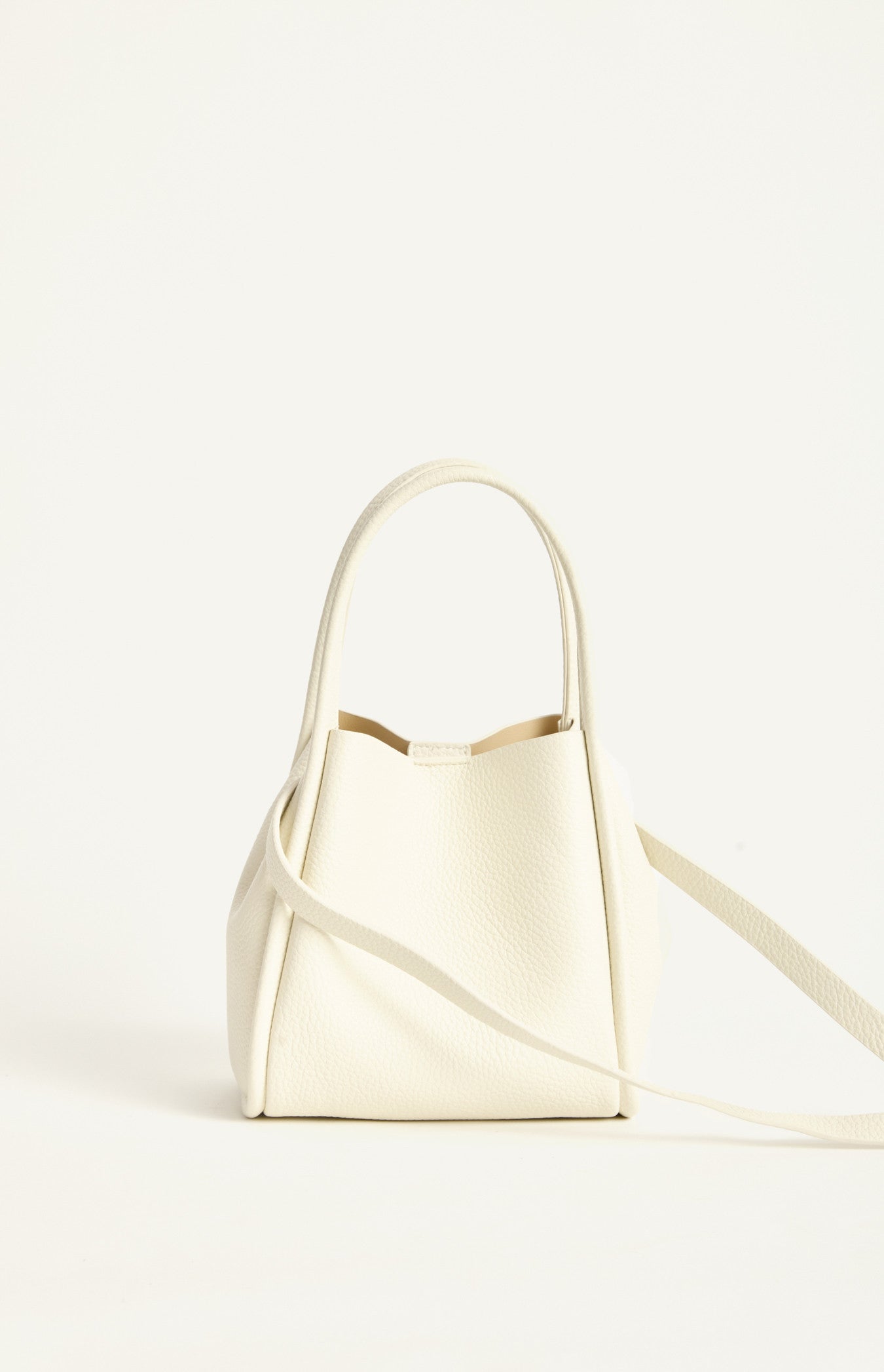 NAOMI HANDLE BAG- IVORY