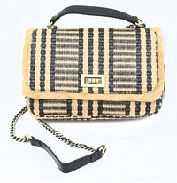RAFFIA CLUTCH- BLACK