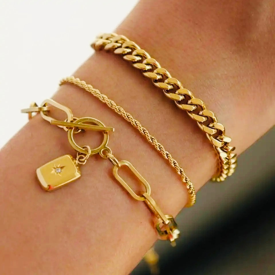 Bracelet