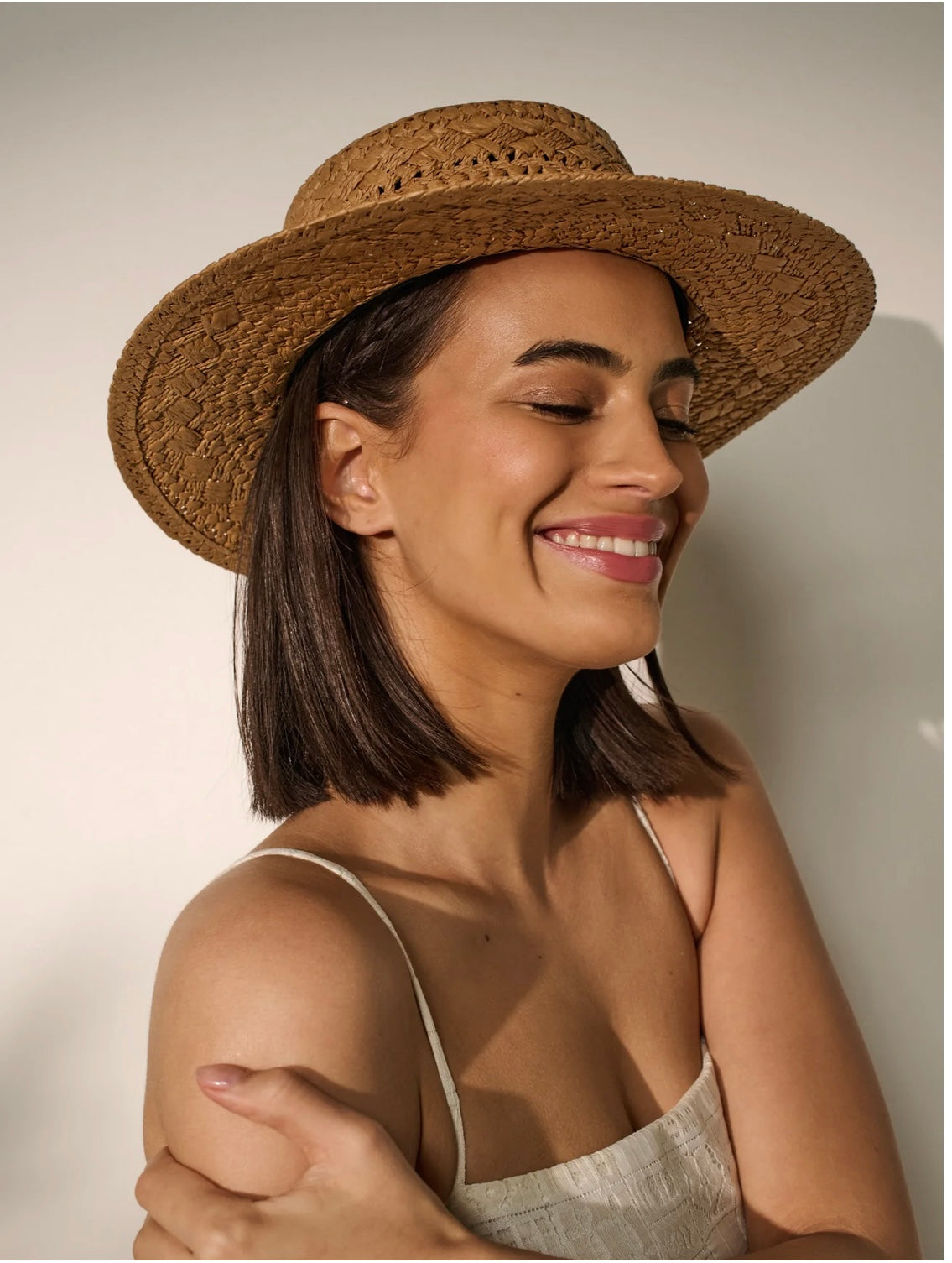 JOYCE STRAW HAT IN TAN
