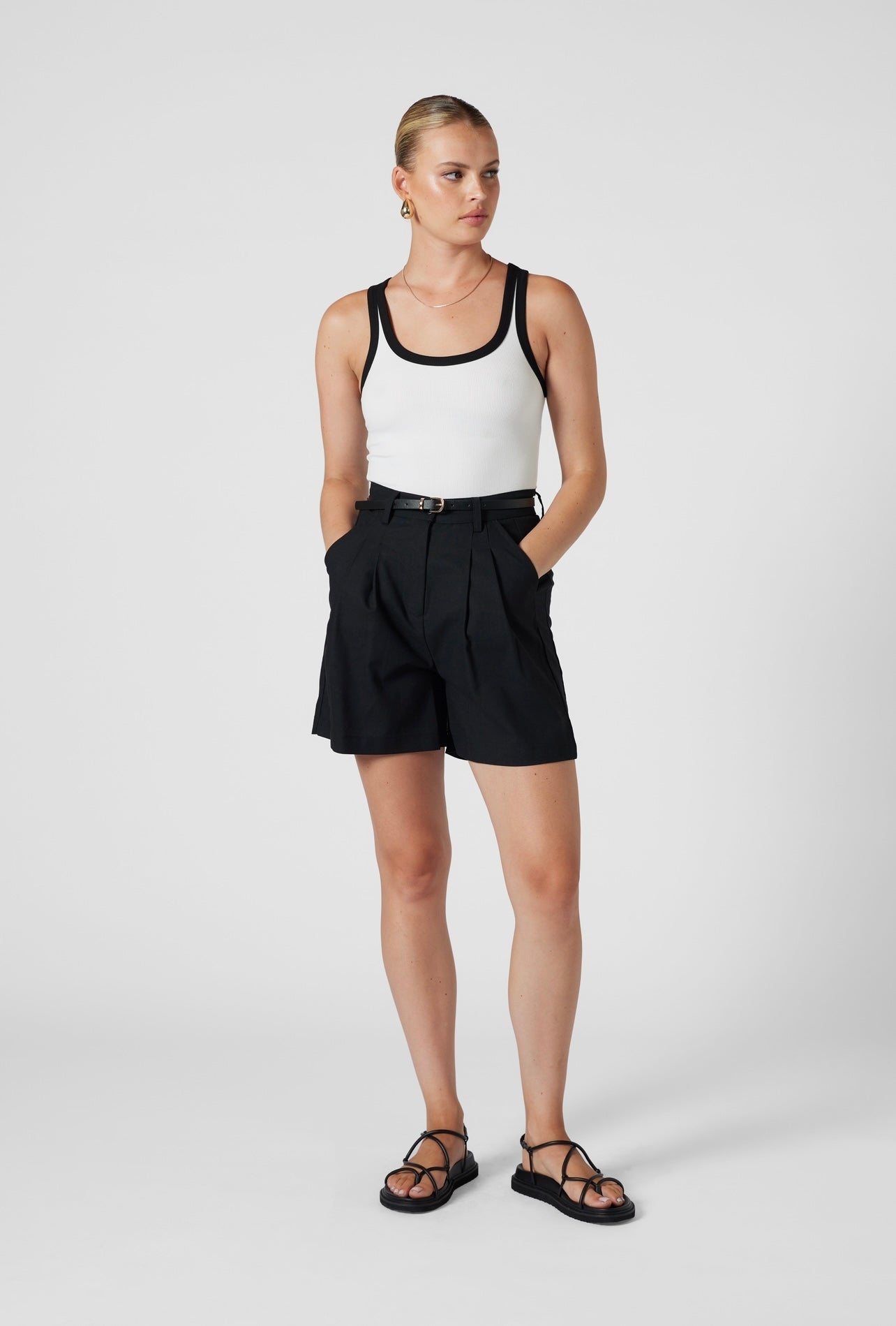 ROTATE CONTRAST RIB SINGLET