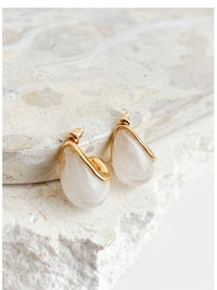 L&S BASIC VERA ACRYLIC CLOUD EARRINGS