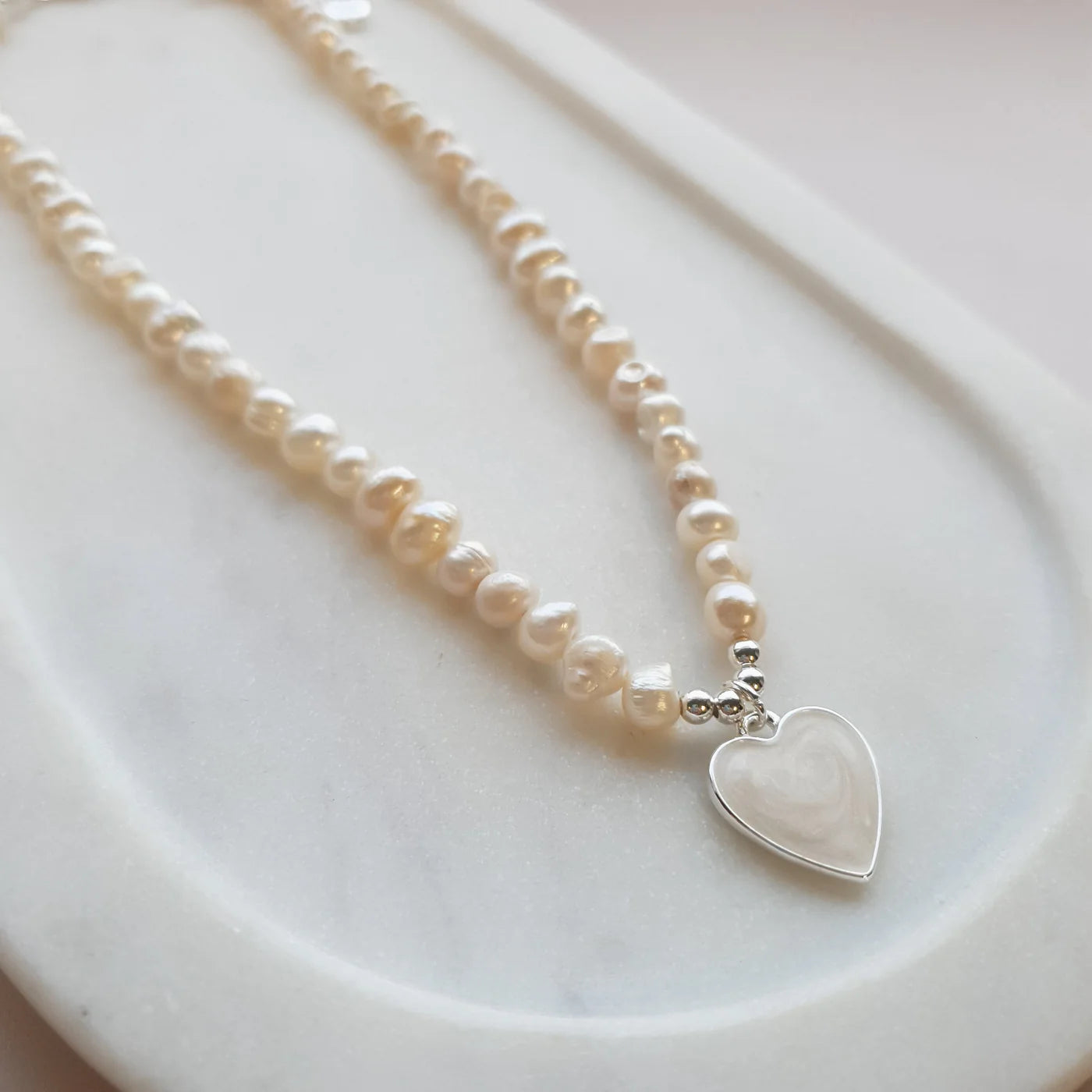 SHORT | NEW | SILVER & PEARL HEART ON FRESH WATER PEARL NECKLACE