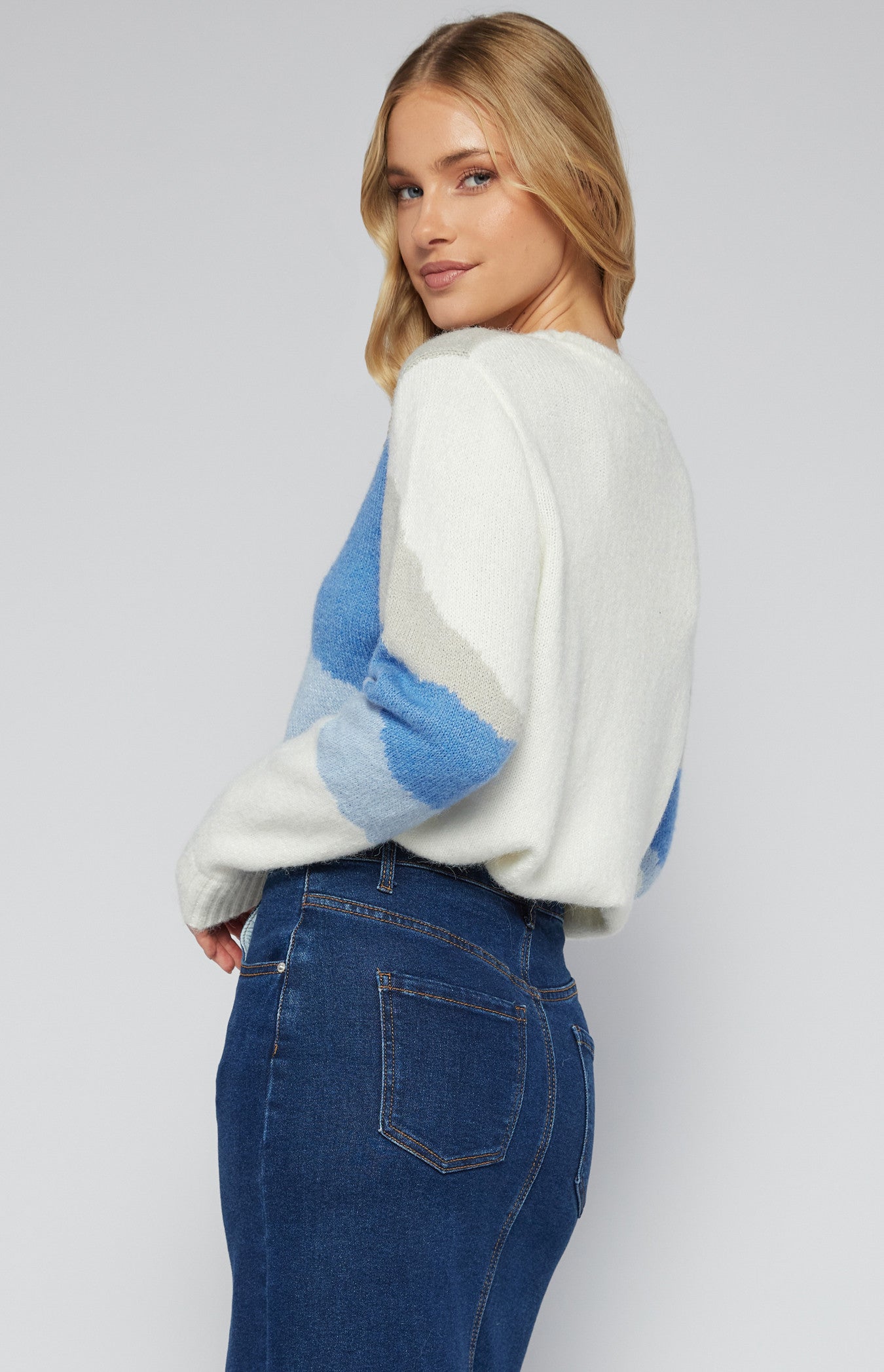 ALENA KNIT SWEATER- BLUE ABSTRACT