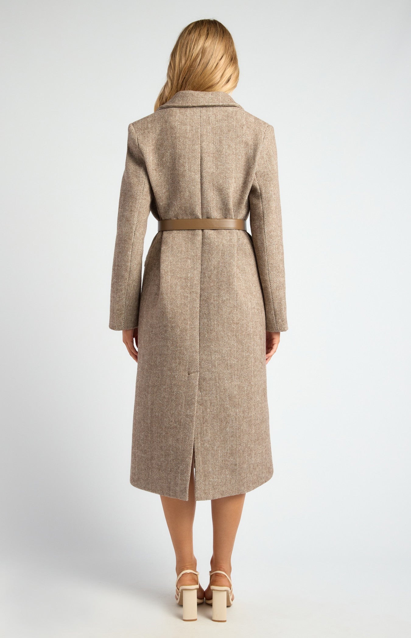 FAUX WOOL SINGLE BREASTED HERRINGBONE COAT WITH BELT ACCESSORY- CHOCOLATE