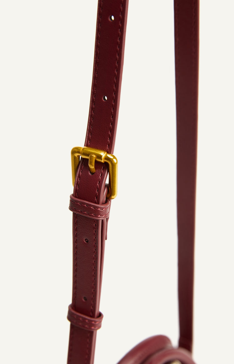 Woven Vegan Leather Handle Bag with Internal Clasp Detachable Pouch and Strap- Merlot