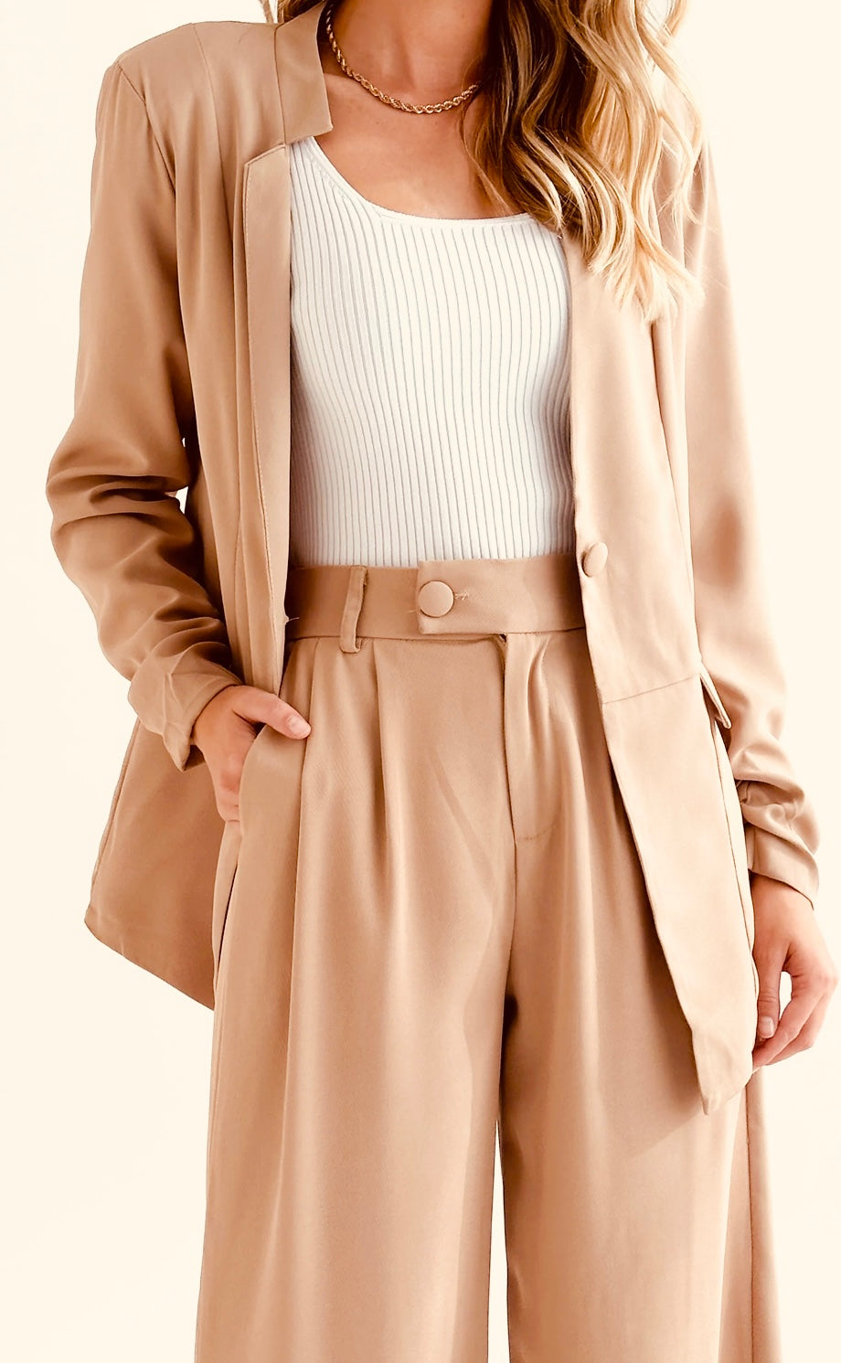 Leonila Blazer// Camel